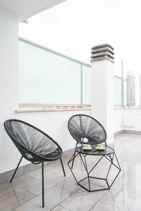 Penthouse 40 In Trastevere With Seasonally Jacuzzi Roma Ngoại thất bức ảnh