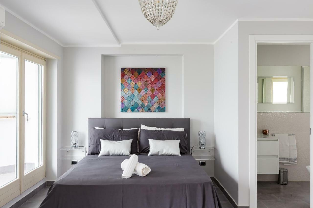Penthouse 40 In Trastevere With Seasonally Jacuzzi Roma Ngoại thất bức ảnh