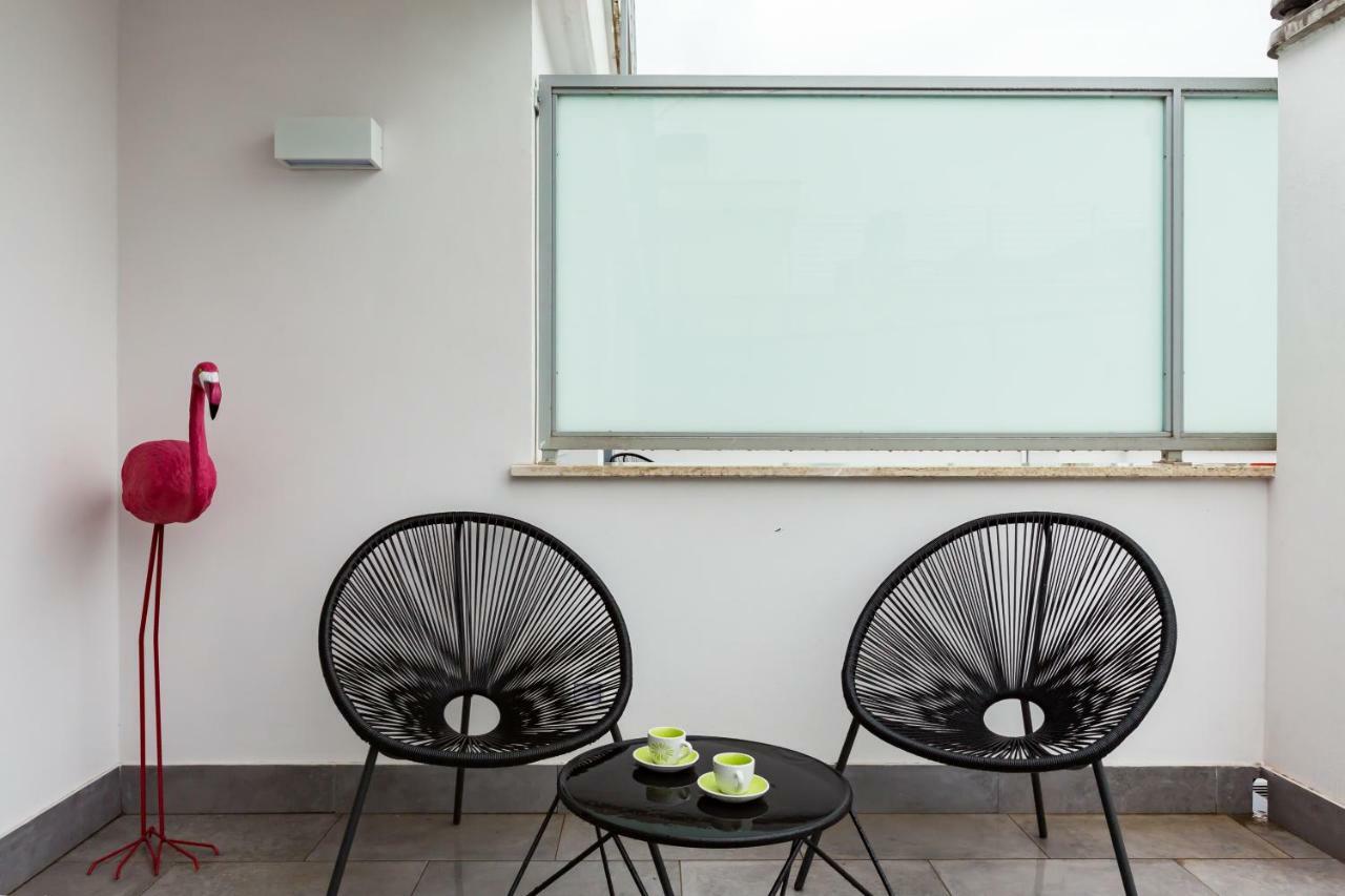 Penthouse 40 In Trastevere With Seasonally Jacuzzi Roma Ngoại thất bức ảnh