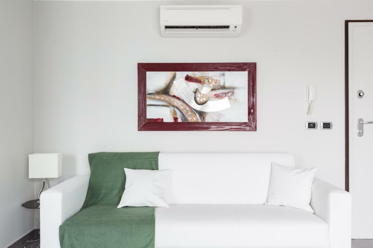 Penthouse 40 In Trastevere With Seasonally Jacuzzi Roma Ngoại thất bức ảnh
