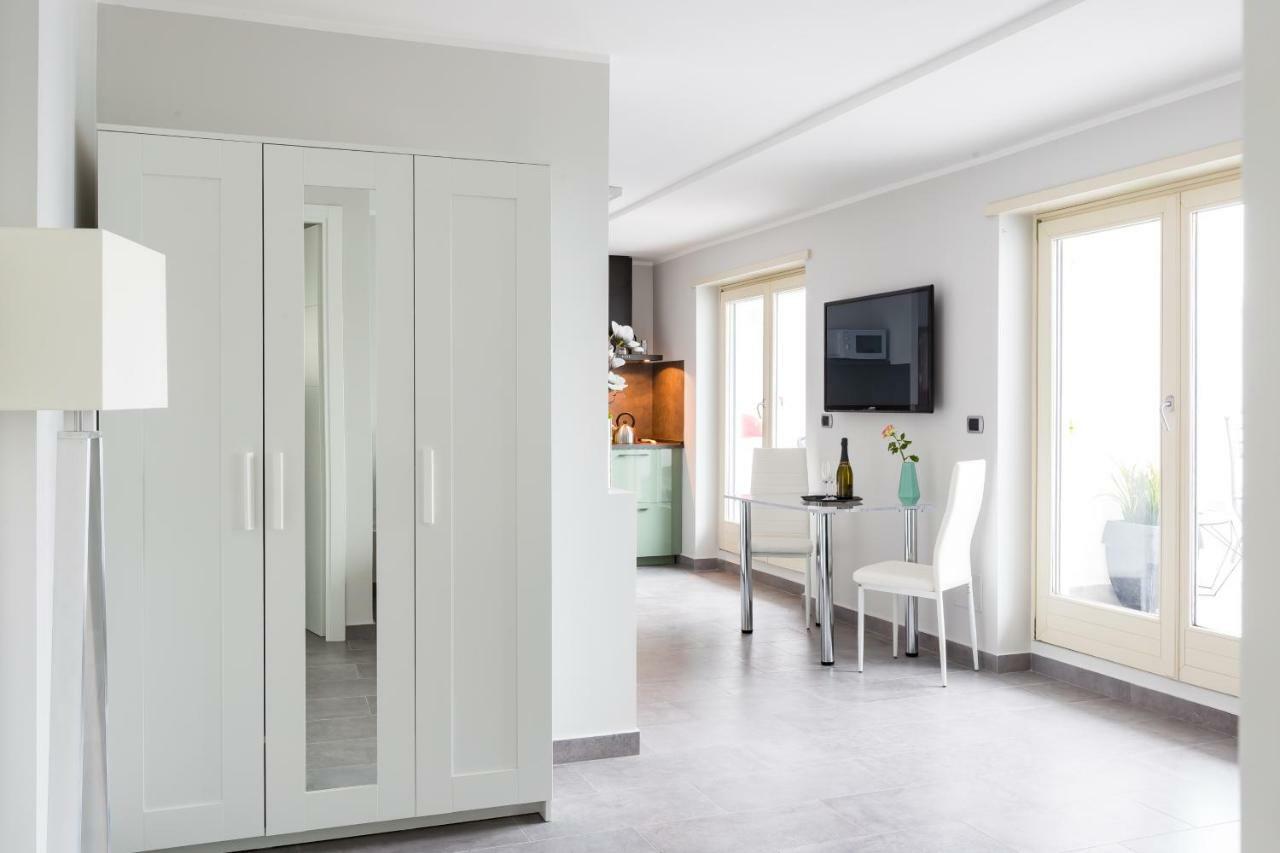 Penthouse 40 In Trastevere With Seasonally Jacuzzi Roma Ngoại thất bức ảnh