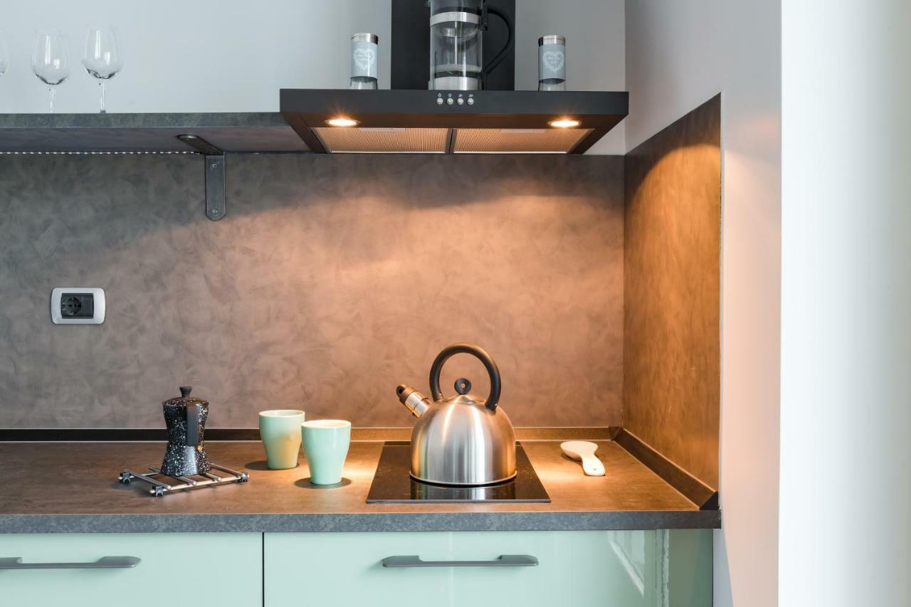 Penthouse 40 In Trastevere With Seasonally Jacuzzi Roma Ngoại thất bức ảnh